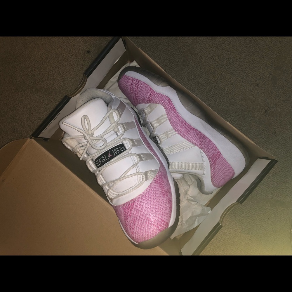 Air Jordan XI